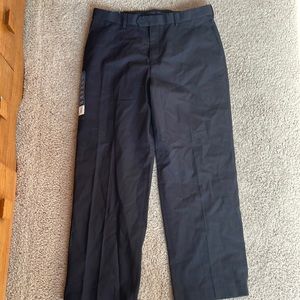 Men’s dress pants. Size 36 x 30. New with tags. Croft and barrow